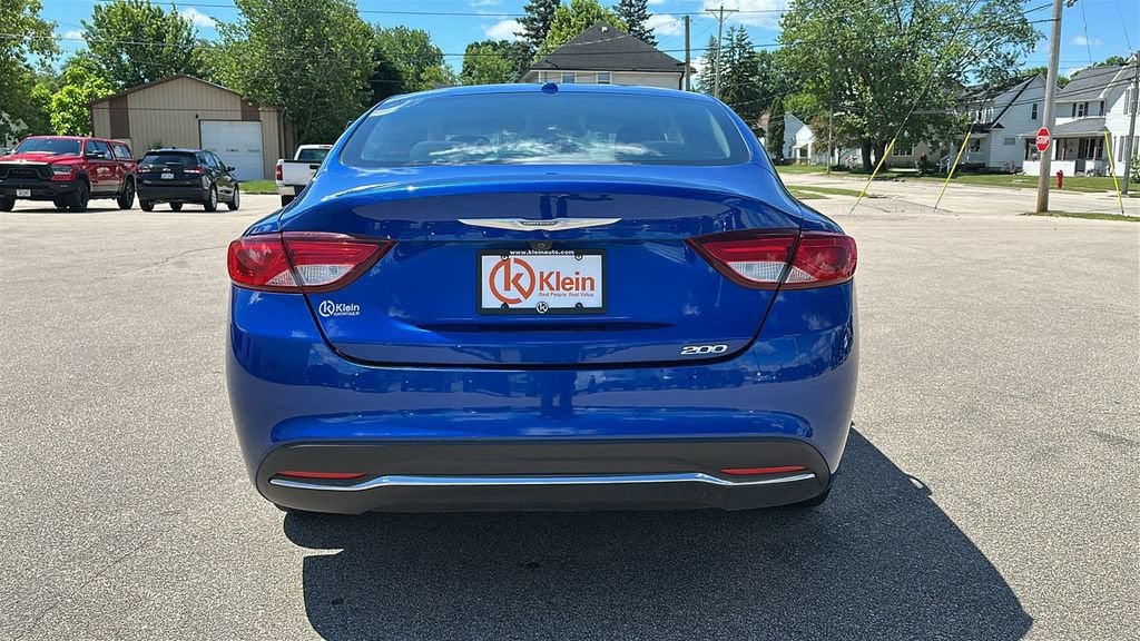 2015 Chrysler 200 Limited