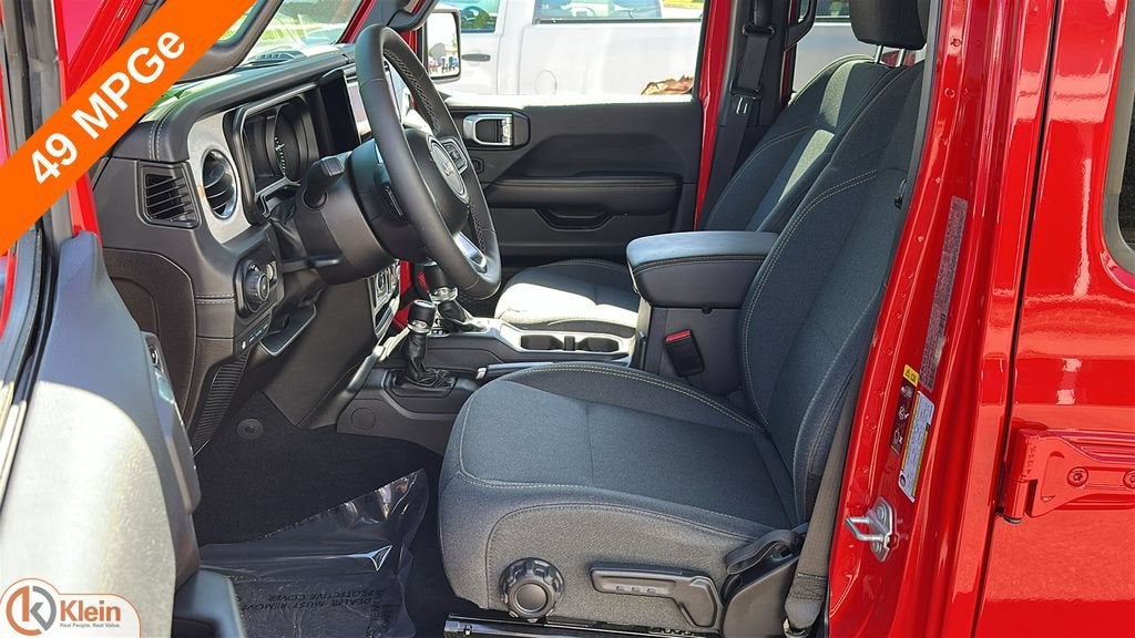 2025 Jeep Wrangler 4xe Sahara