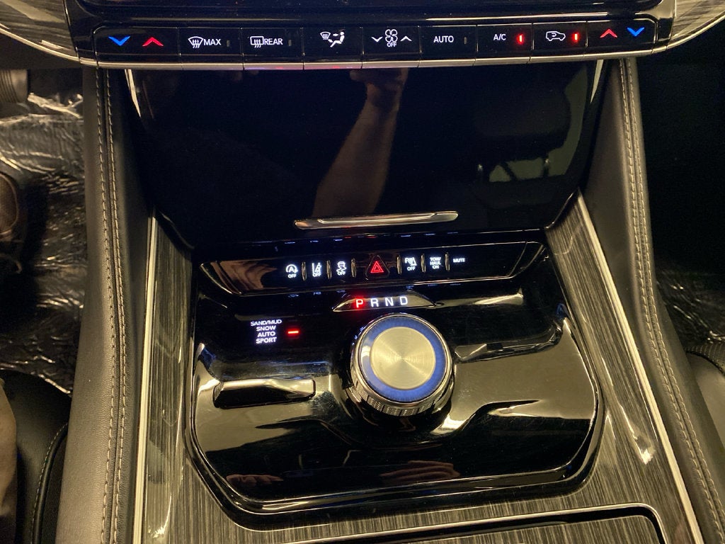 2022 Jeep Wagoneer Series II