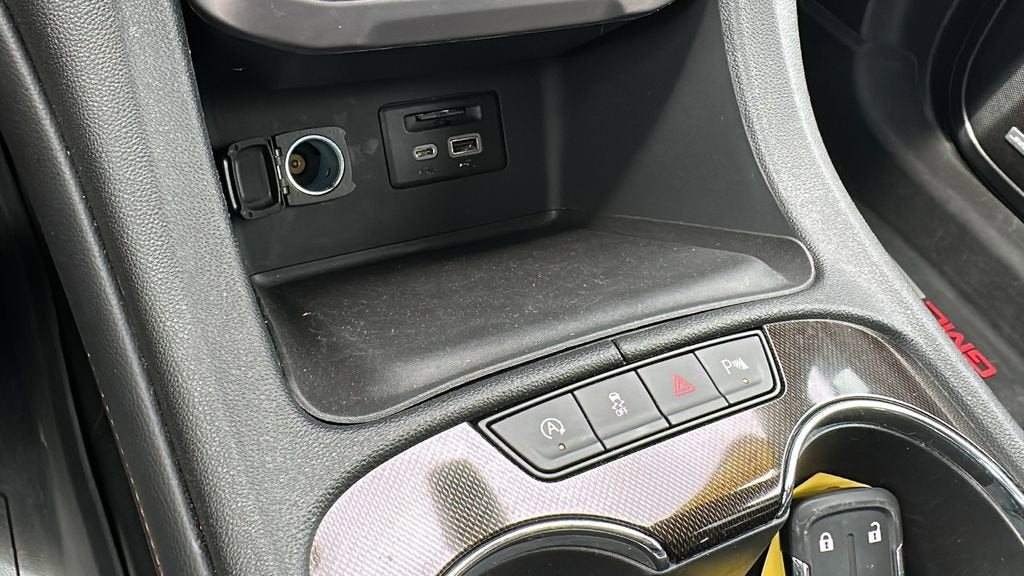 2022 GMC Acadia AT4