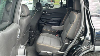 2022 GMC Acadia AT4