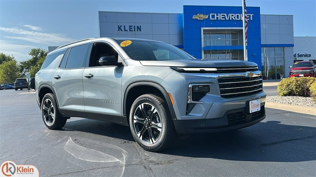2027 Chevrolet Traverse LT