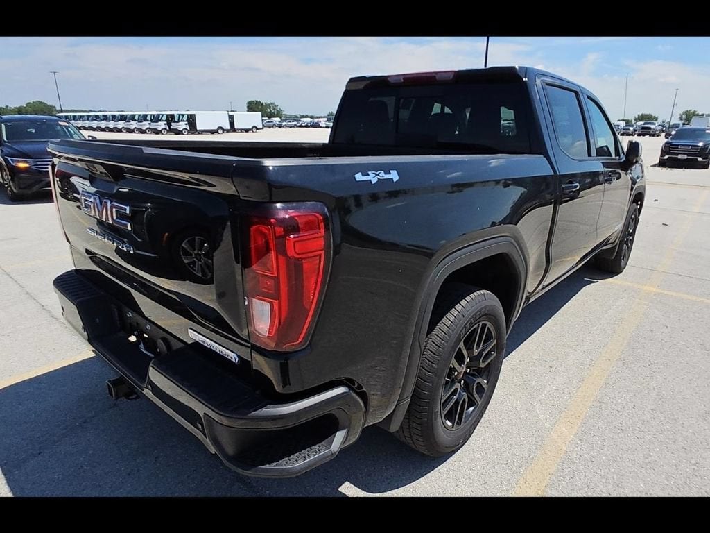 2025 GMC Sierra 1500 Elevation