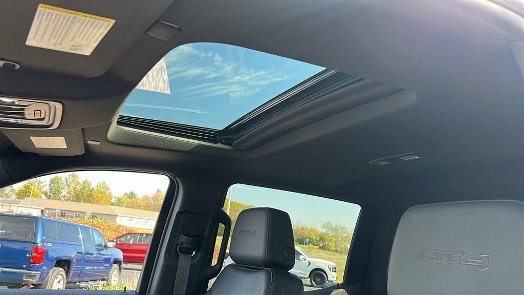 2025 GMC Sierra 1500 AT4