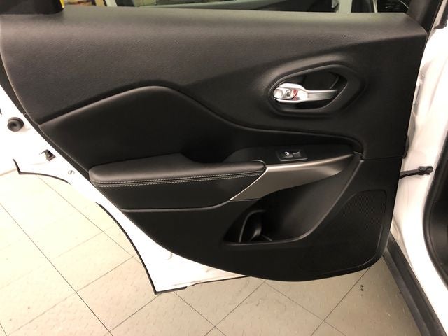 2020 Jeep Cherokee Limited ROOF