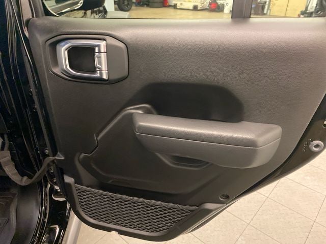 2025 Jeep Wrangler Willys 4xe TARGA TOP/CONVENIENCE GROUP