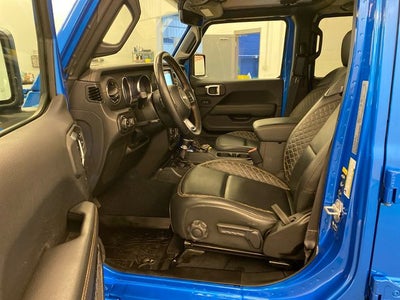 2022 Jeep Gladiator Overland TOW PACKAGE