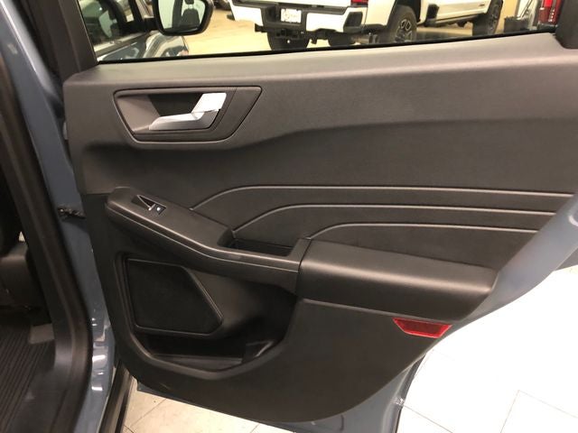 2025 Ford Escape Hybrid ST-Line TECH 1