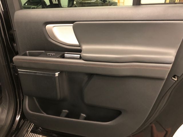 2025 Ford Expedition Max Active 202A/ROOF