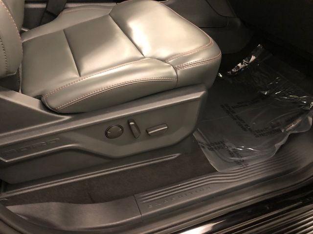 2025 Ford Expedition Active 202A/ROOF