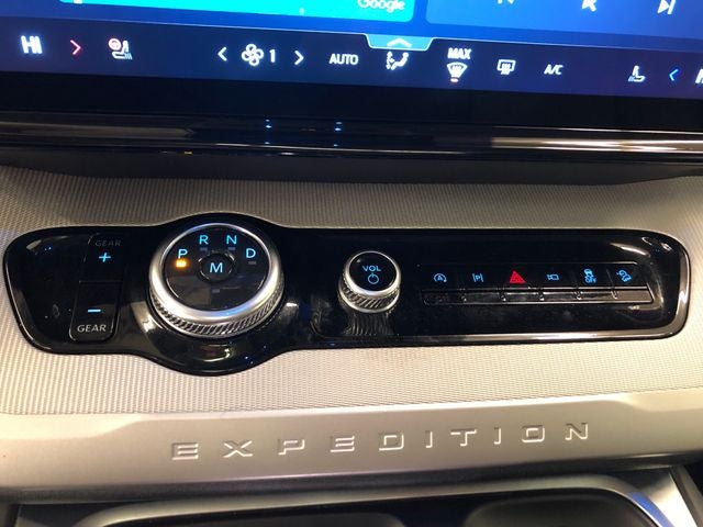 2025 Ford Expedition Active 202A/ROOF