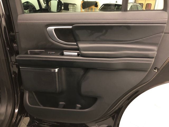 2025 Ford Expedition Platinum STEALTH