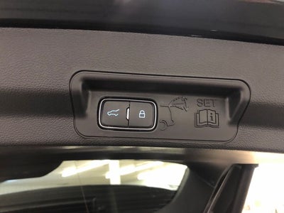 2023 Ford Explorer ST-Line 2 WHEEL DRIVE/ROOF