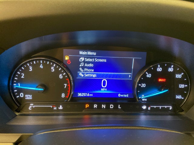 2023 Ford Explorer XLT SPORT/TOW PACKAGE