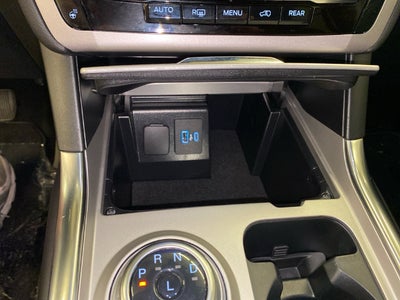 2023 Ford Explorer XLT SPORT/TOW PACKAGE
