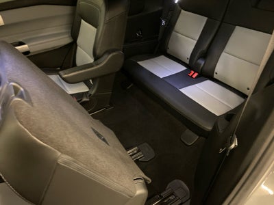 2023 Ford Explorer XLT SPORT/TOW PACKAGE