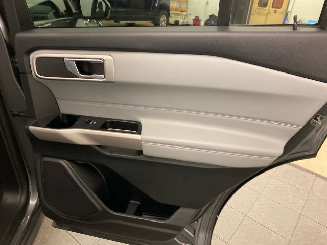 2023 Ford Explorer XLT SPORT/TOW PACKAGE