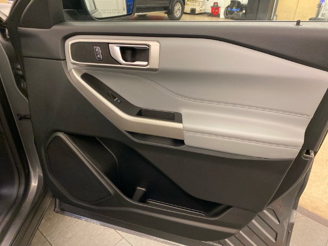 2023 Ford Explorer XLT SPORT/TOW PACKAGE