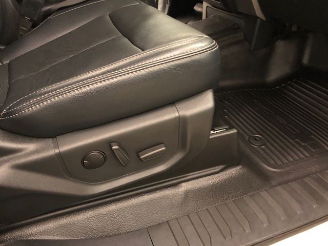 2022 Ford F-250SD Lariat VALUE PACKAGE/FX4