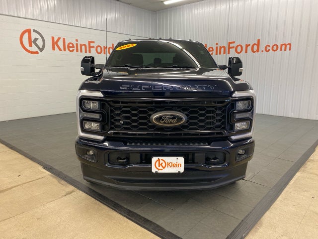 2025 Ford F-250SD Lariat BLACK APPEARANCE