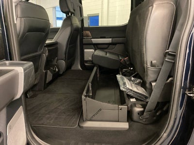 2025 Ford F-250SD Lariat BLACK APPEARANCE