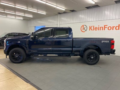2025 Ford F-250SD Lariat BLACK APPEARANCE