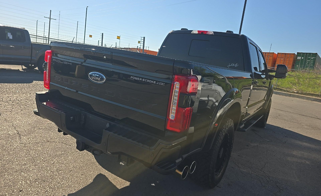 2023 Ford F-250SD Lariat ROUSH