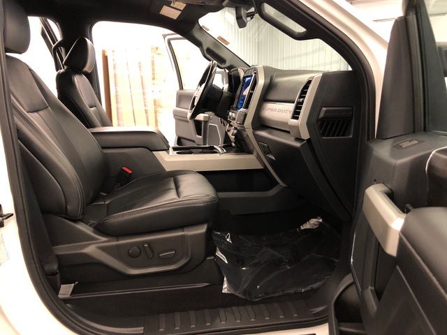 2022 Ford F-350SD Lariat ULTIMATE/TREMOR/BLACK APPEARANCE