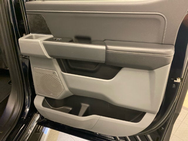 2023 Ford F-150 XLT CHROME/BENCH