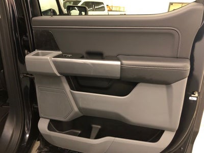 2022 Ford F-150 XLT 302A/BENCH SEAT