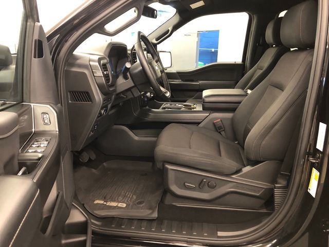 2024 Ford F-150 XLT BLACK APPEARANCE PACKAGE