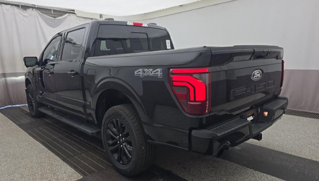 2024 Ford F-150 Lariat BLACK APPEARANCE/ROOF/502A
