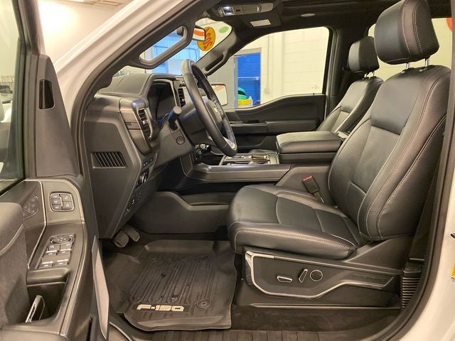 2024 Ford F-150 Lariat ROOF/BLACK APPEARANCE PACKAGE