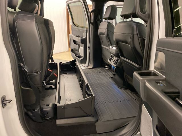 2024 Ford F-150 Lariat ROOF/BLACK APPEARANCE PACKAGE