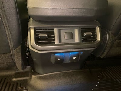 2025 Ford F-150 Lariat BLACK APPEARANCE PACKAGE