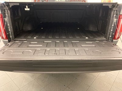 2025 Ford F-150 Lariat BLACK APPEARANCE PACKAGE