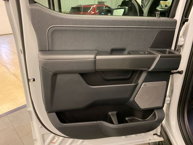 2024 Ford F-150 Lariat ROOF/BLACK APPEARANCE PACKAGE