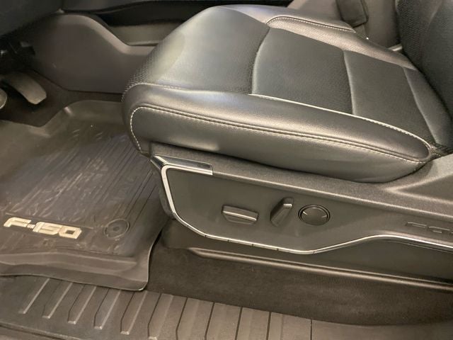 2024 Ford F-150 Lariat BLACK APPEARNCE/ROOF