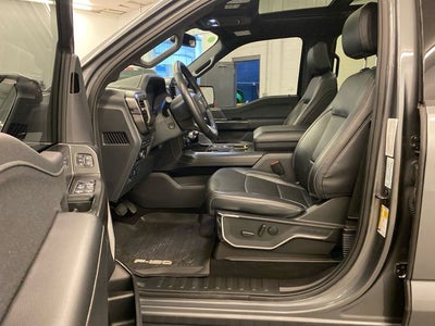 2024 Ford F-150 Lariat BLACK APPEARNCE/ROOF