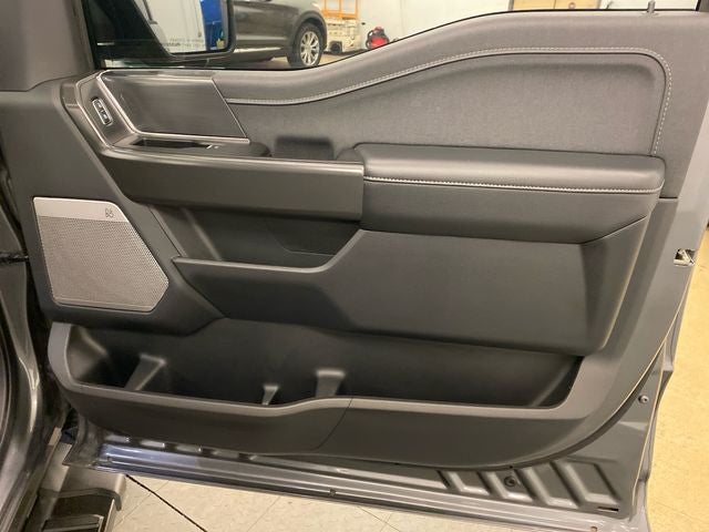 2024 Ford F-150 Lariat BLACK APPEARNCE/ROOF