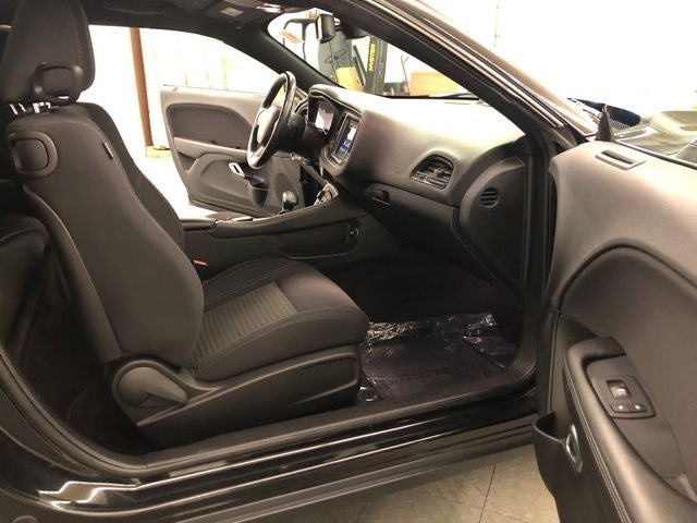 2019 Dodge Challenger SXT BLACK TOP PACKAGE