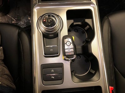 2024 Ford Edge Titanium