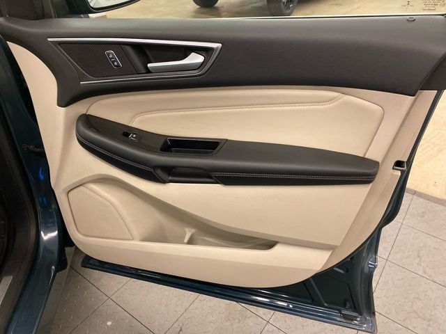 2016 Ford Edge Titanium ROOF