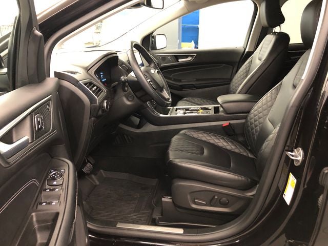 2024 Ford Edge Titanium 301A