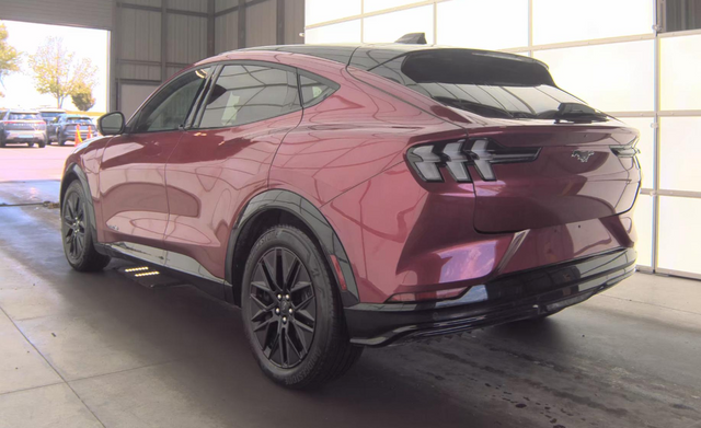 2025 Ford Mustang Mach-E Premium EXTENDED BATTERY/ROOF