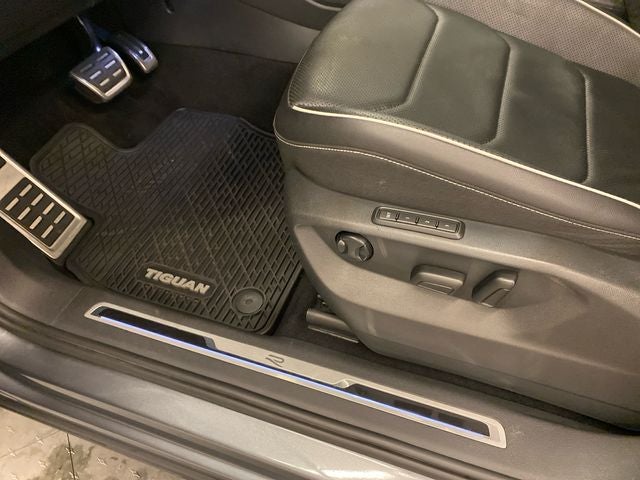 2022 Volkswagen Tiguan 2.0T SEL R-Line