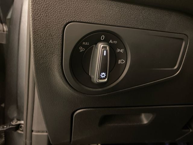 2022 Volkswagen Tiguan 2.0T SEL R-Line