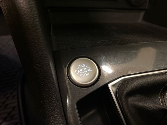 2022 Volkswagen Tiguan 2.0T SEL R-Line