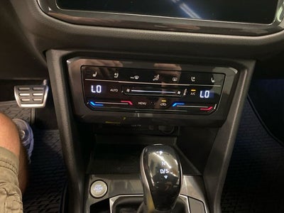 2022 Volkswagen Tiguan 2.0T SEL R-Line