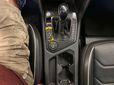 2022 Volkswagen Tiguan 2.0T SEL R-Line